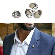 Load image into Gallery viewer, Ship Propeller Lapel Pin