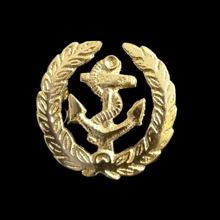Load image into Gallery viewer, Anchor with leaf Brooch Gold finish